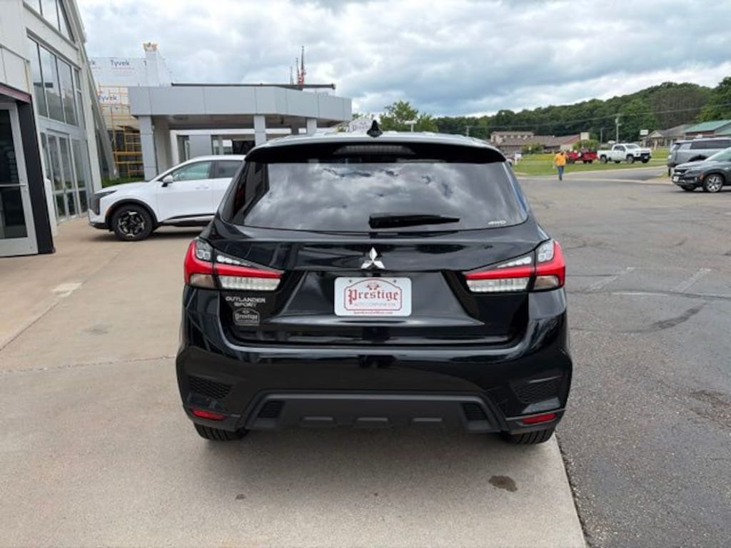 Used 2024 Mitsubishi Outlander Sport 2.0 ES SUV