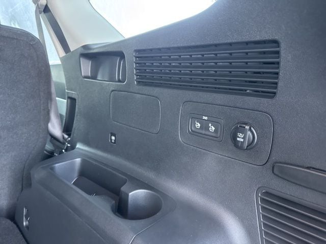 2026 Kia Sorento S - Photo 9