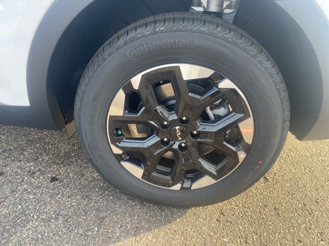 2026 Kia Sorento S - Photo 9