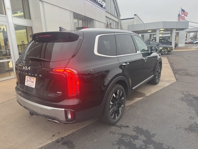 2024 Kia Telluride SX X-Line Prestige X-Pro photo 3