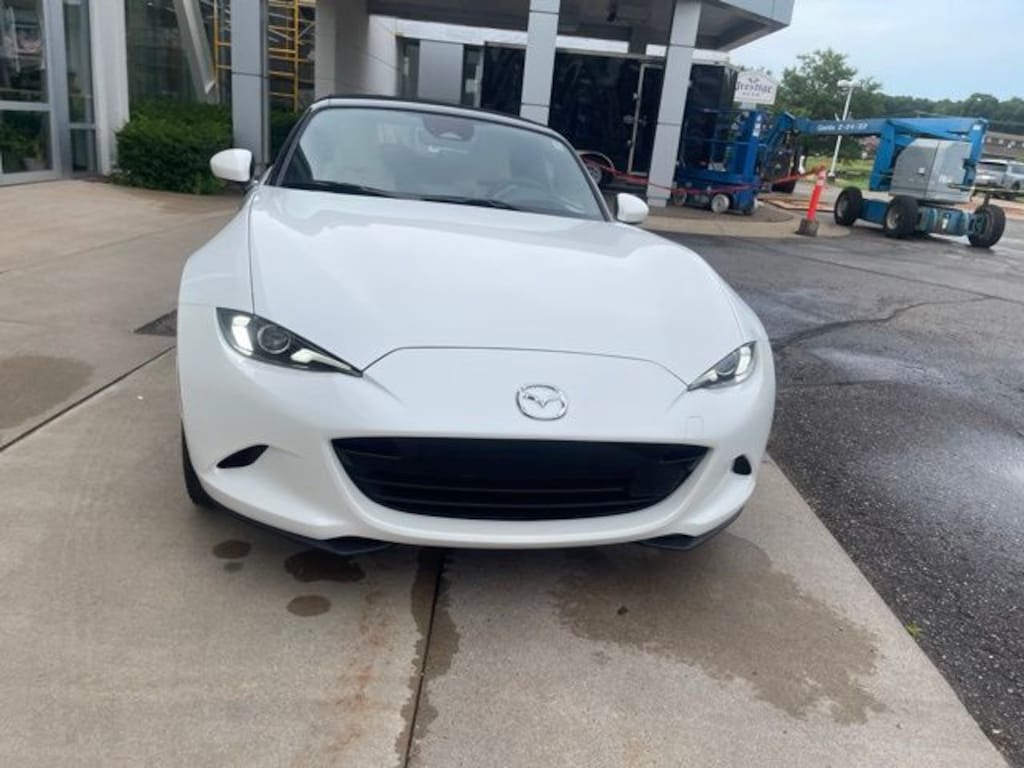 Used 2025 Mazda MX-5 Miata Grand Touring Convertible