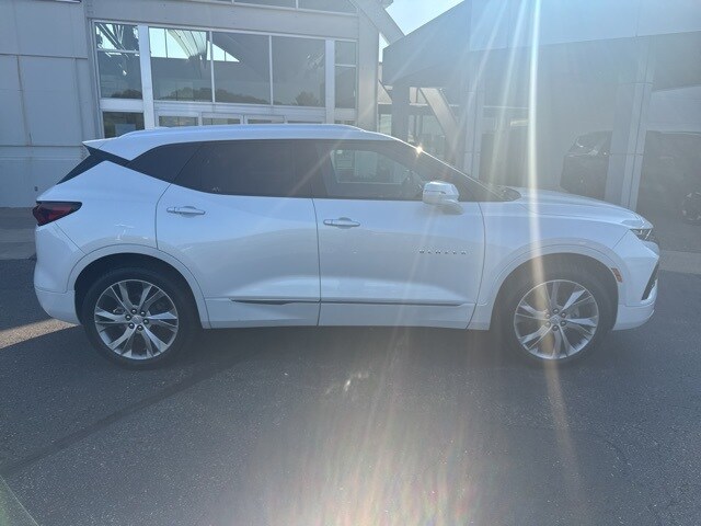 2020 Chevrolet Blazer Premier photo 2