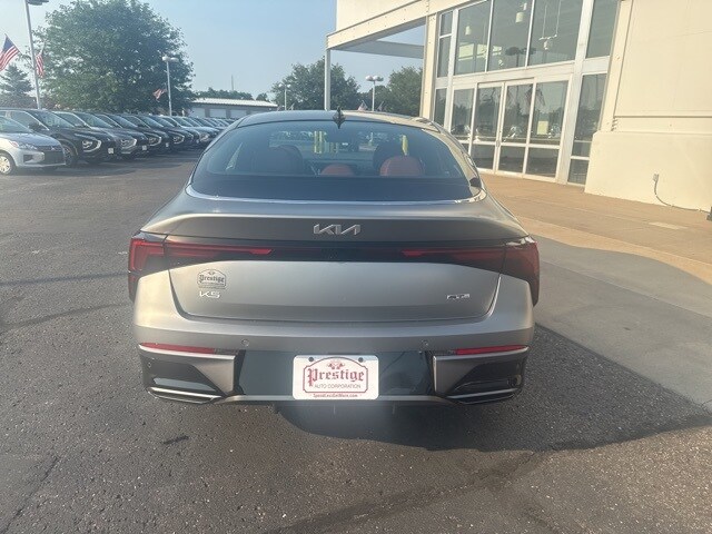 2026 Kia K5 GT-Line photo 4