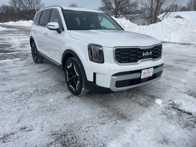 2025 Kia Telluride S's photo