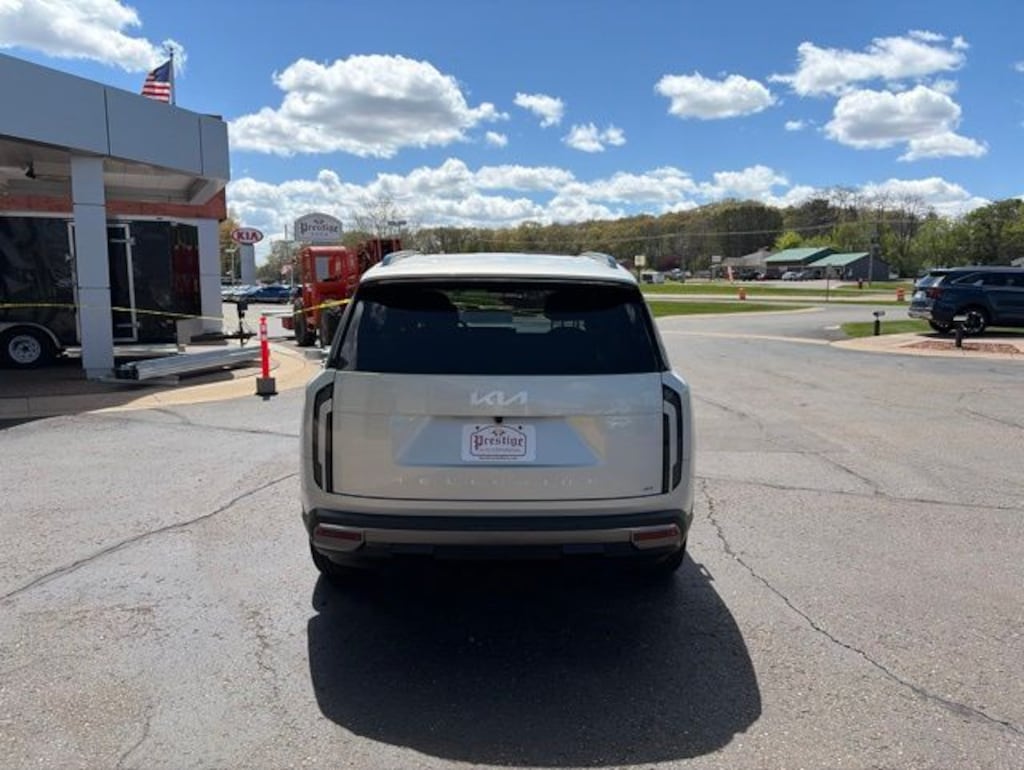 New 2027 Kia Telluride S SUV