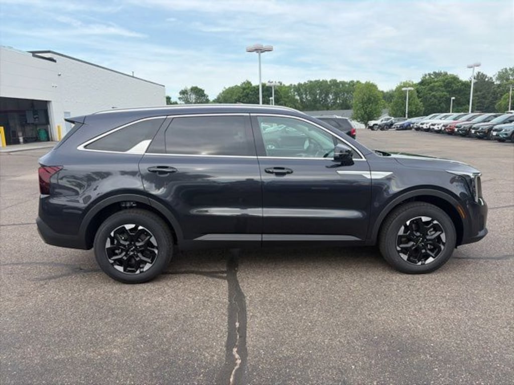 New 2026 Kia Sorento S SUV
