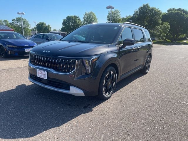2026 Kia Sedona EX's photo