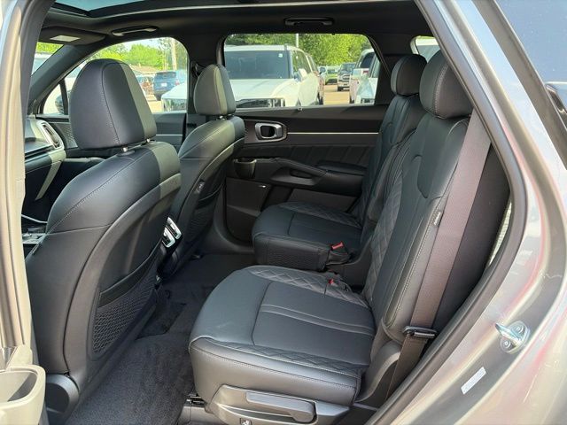 2026 Kia Sorento SX Prestige Hybrid - Photo 14