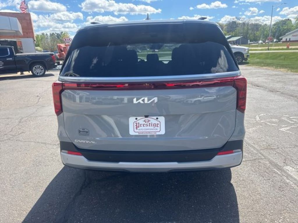 New 2026 Kia Carnival EX Van Passenger Van