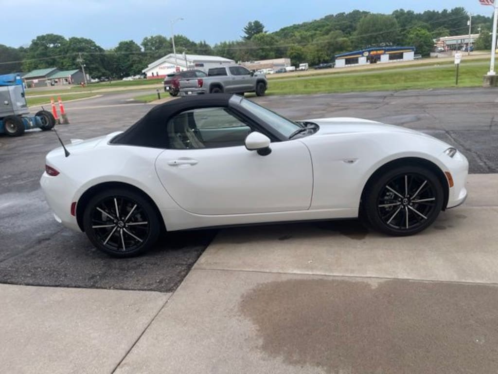 Used 2025 Mazda MX-5 Miata Grand Touring Convertible