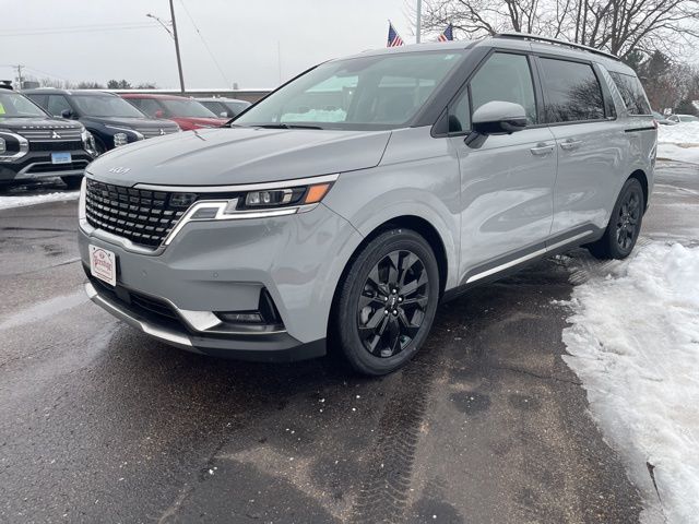 2024 Kia Carnival SX Prestige's photo