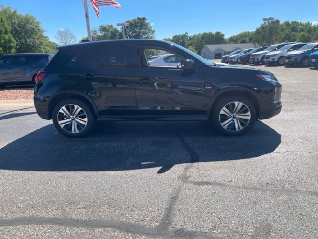 Used 2024 Mitsubishi Outlander Sport 2.0 SE SUV