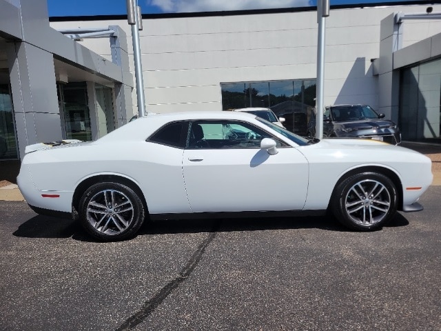 Used 2019 Dodge Challenger GT with VIN 2C3CDZKG8KH709102 for sale in Eau Claire, WI