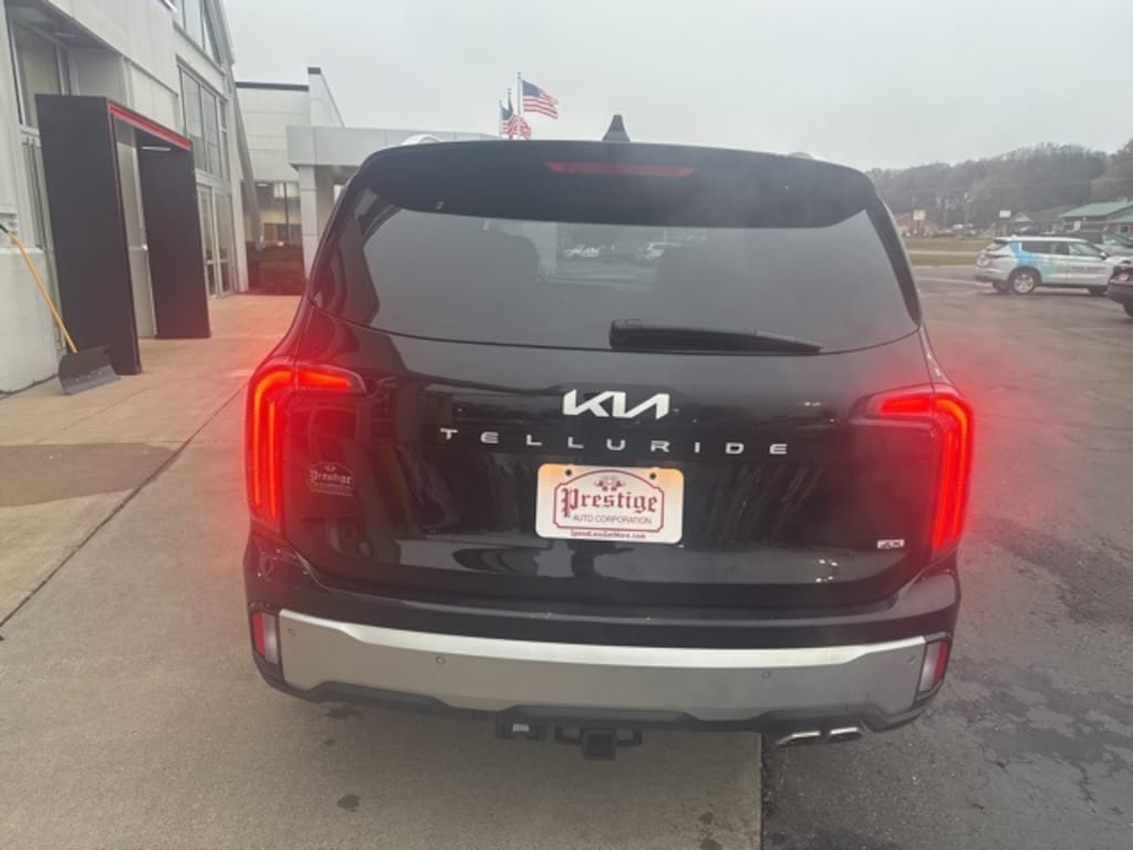 Used 2024 Kia Telluride SX SUV