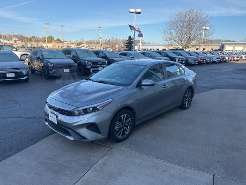 Used 2024 Kia Forte LXS Sedan