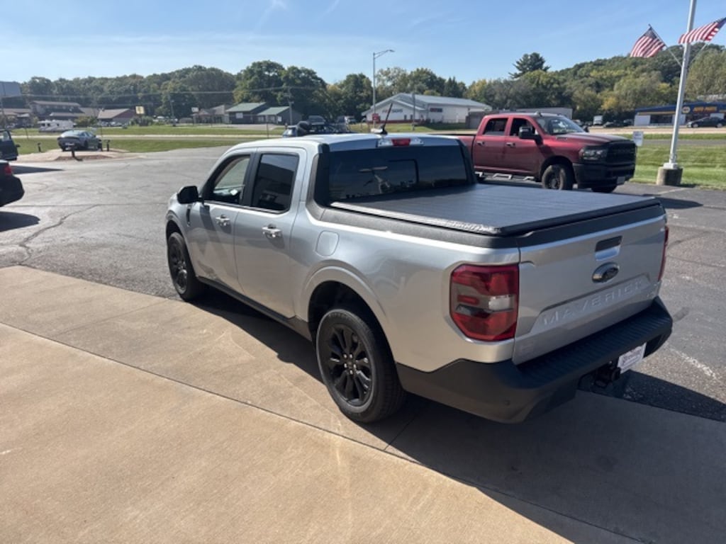 Used 2023 Ford Maverick Lariat Truck SuperCrew
