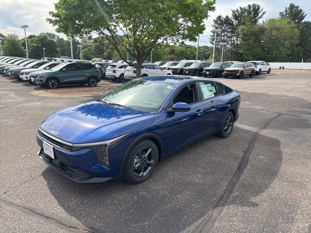 2026 Kia K4 LXS AT's photo