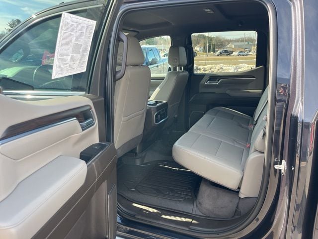 2022 GMC Sierra 1500 SLT - Photo 11