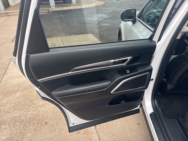 2025 Kia Telluride S - Photo 11