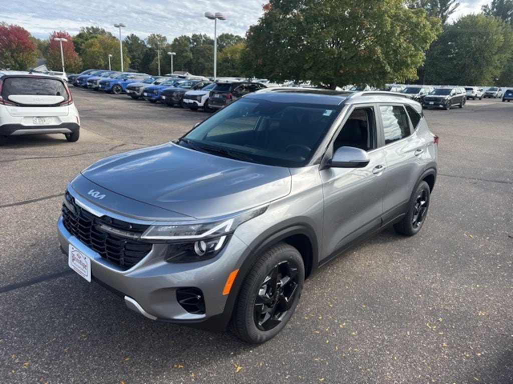 New 2026 Kia Seltos EX SUV