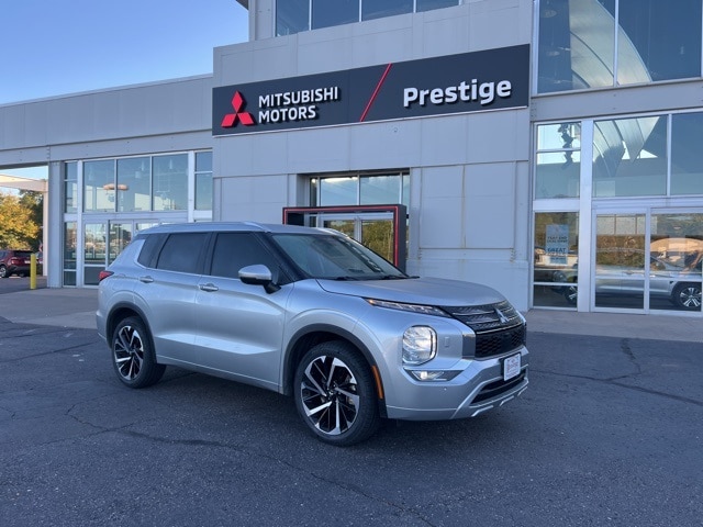 2022 Mitsubishi Outlander SEL