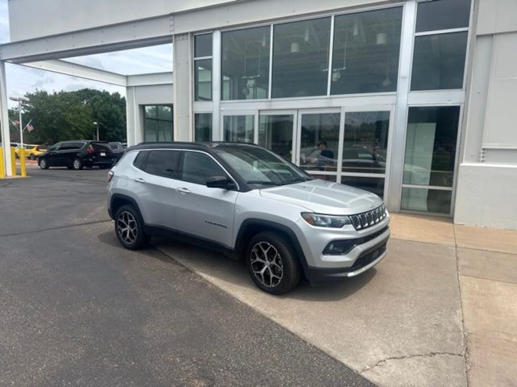 Used 2024 Jeep Compass Limited SUV
