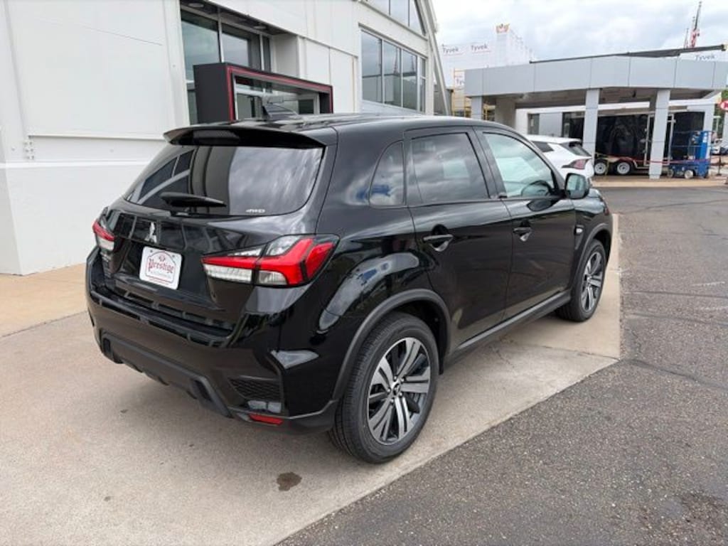 Used 2024 Mitsubishi Outlander Sport 2.0 ES SUV