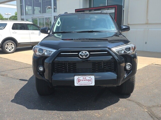 2023 Toyota 4Runner SR5 photo 2