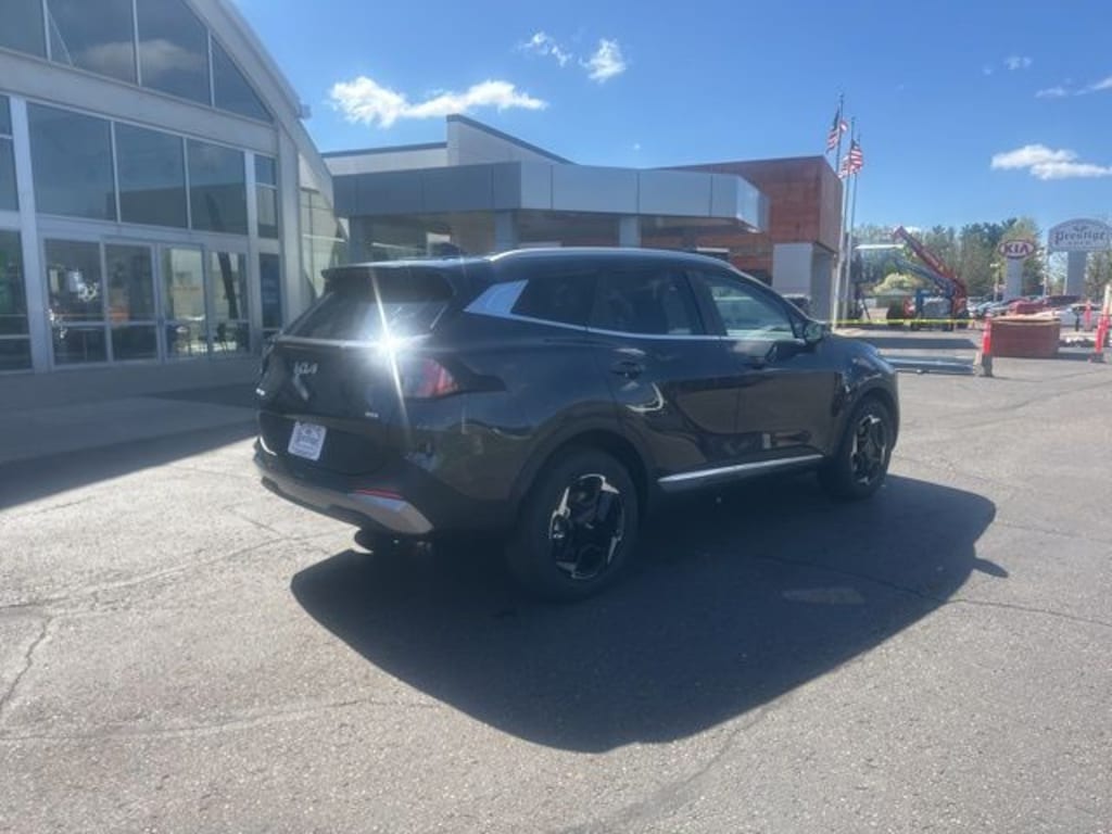 New 2026 Kia Sportage EX SUV