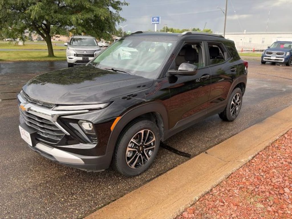 Used 2025 Chevrolet Trailblazer LT SUV