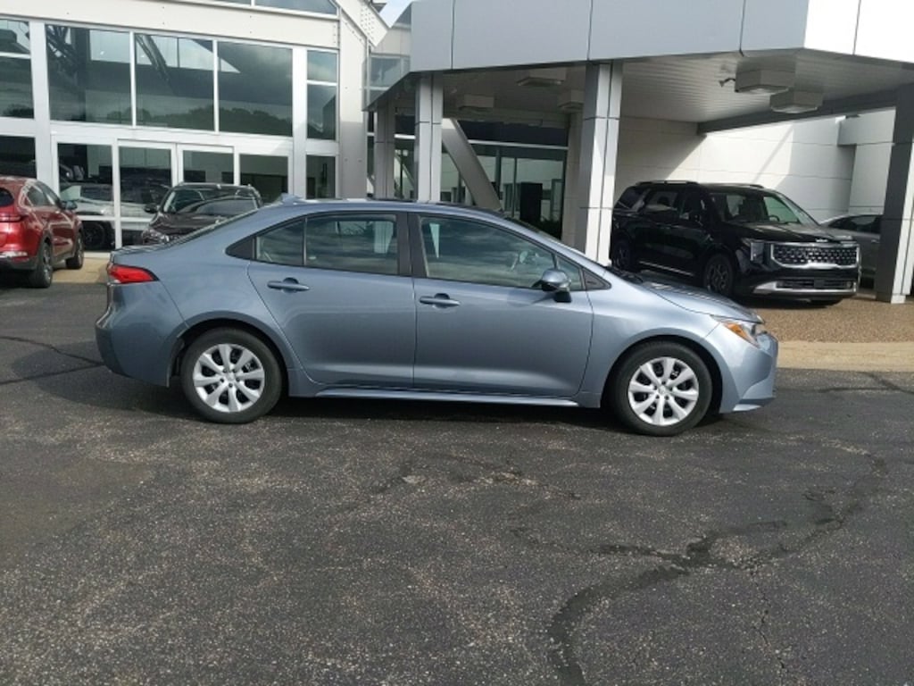 Used 2024 Toyota Corolla LE Sedan