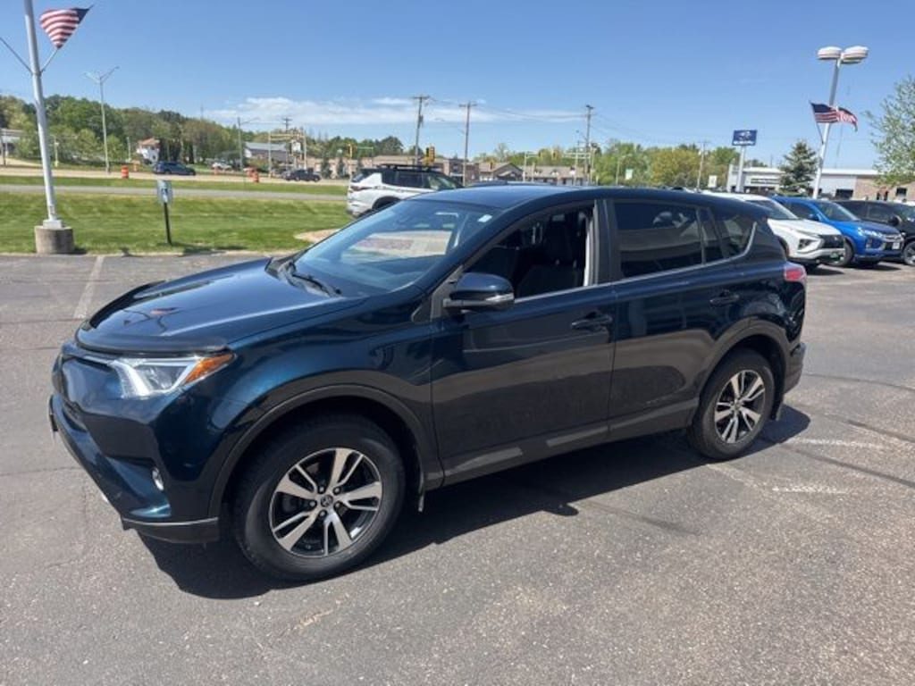 Used 2018 Toyota RAV4 XLE SUV