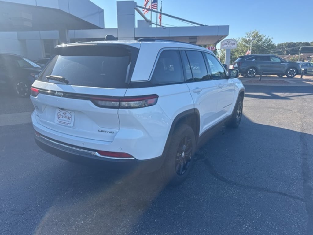 Used 2023 Jeep Grand Cherokee Limited SUV