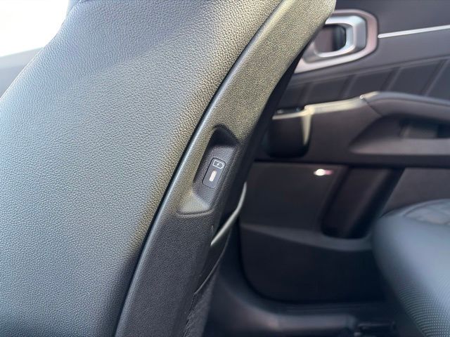 2026 Kia Sorento SX Prestige Hybrid - Photo 17