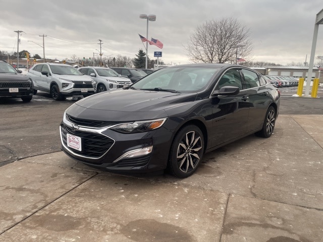 2022 Chevrolet Malibu RS's photo