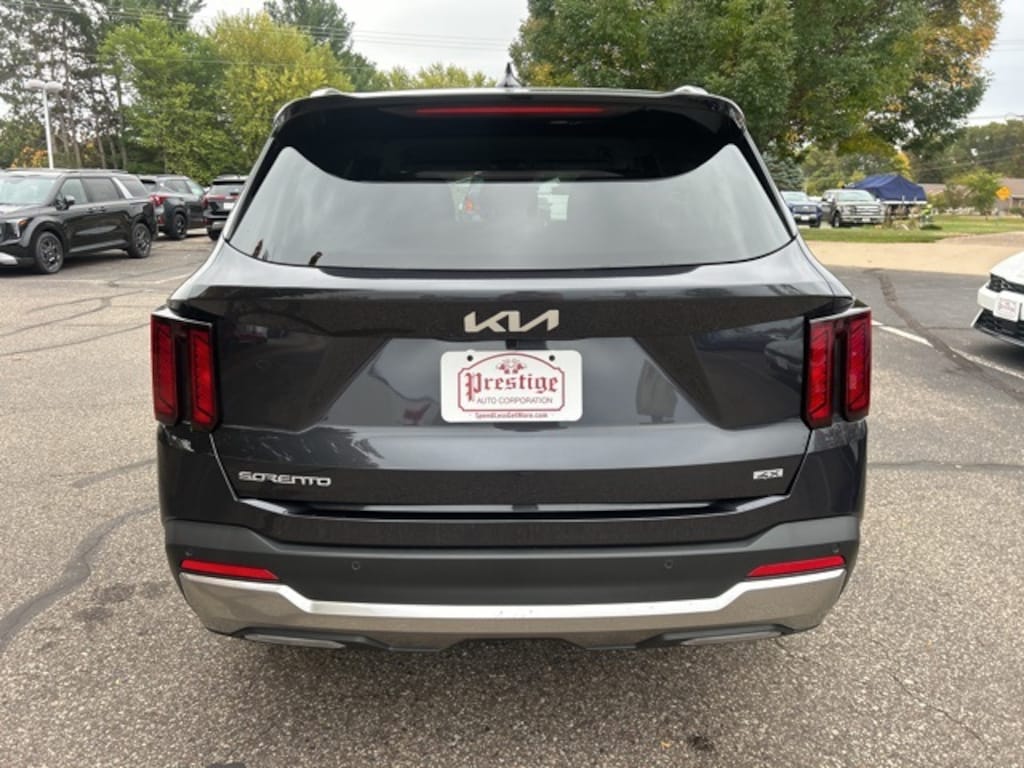 New 2026 Kia Sorento S SUV