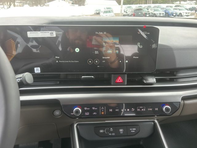 2026 Kia Carnival LXS - Photo 13