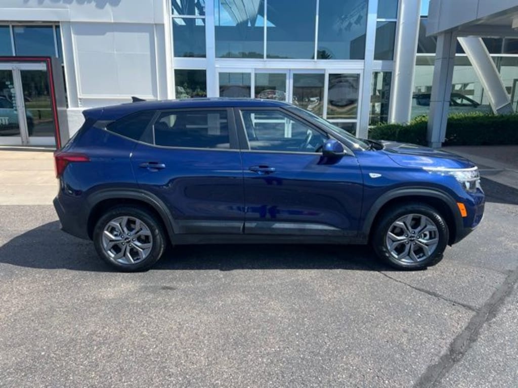Used 2026 Kia Seltos LX SUV