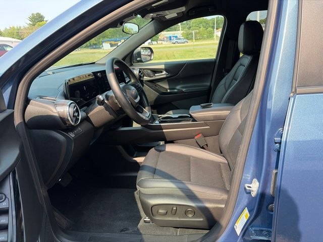 2025 Chevrolet Equinox LT - Photo 17