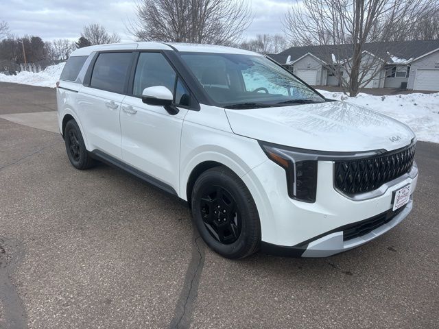 2026 Kia Sedona LXS's photo