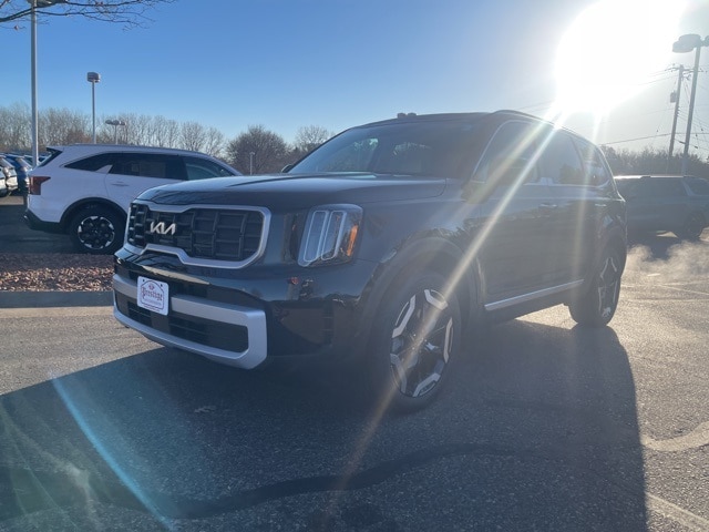 2025 Kia Telluride S's photo