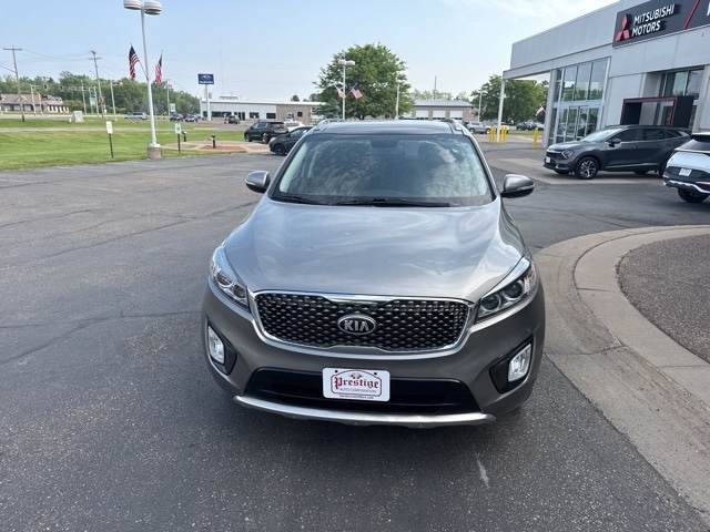 Used 2018 Kia Sorento SX with VIN 5XYPKDA58JG405299 for sale in Eau Claire, WI