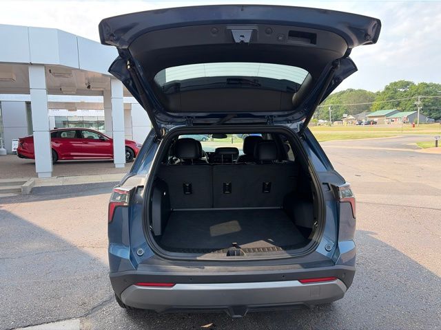 2025 Chevrolet Equinox LT - Photo 9