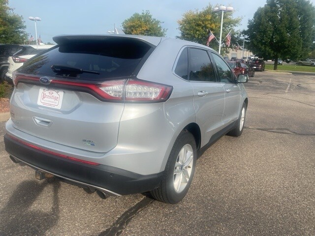 2017 Ford Edge SEL photo 4