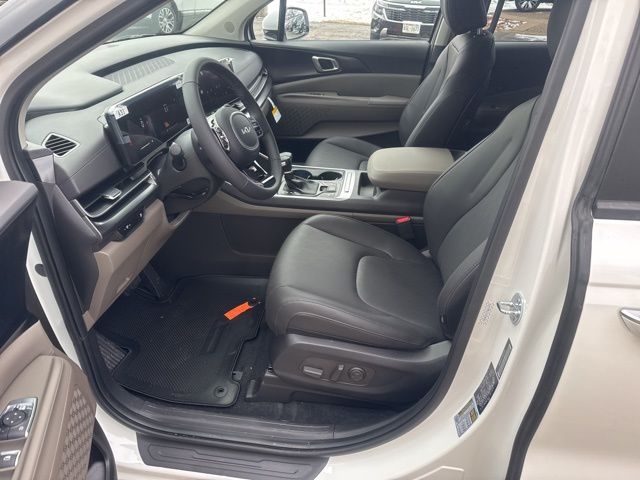 2026 Kia Carnival LXS - Photo 19