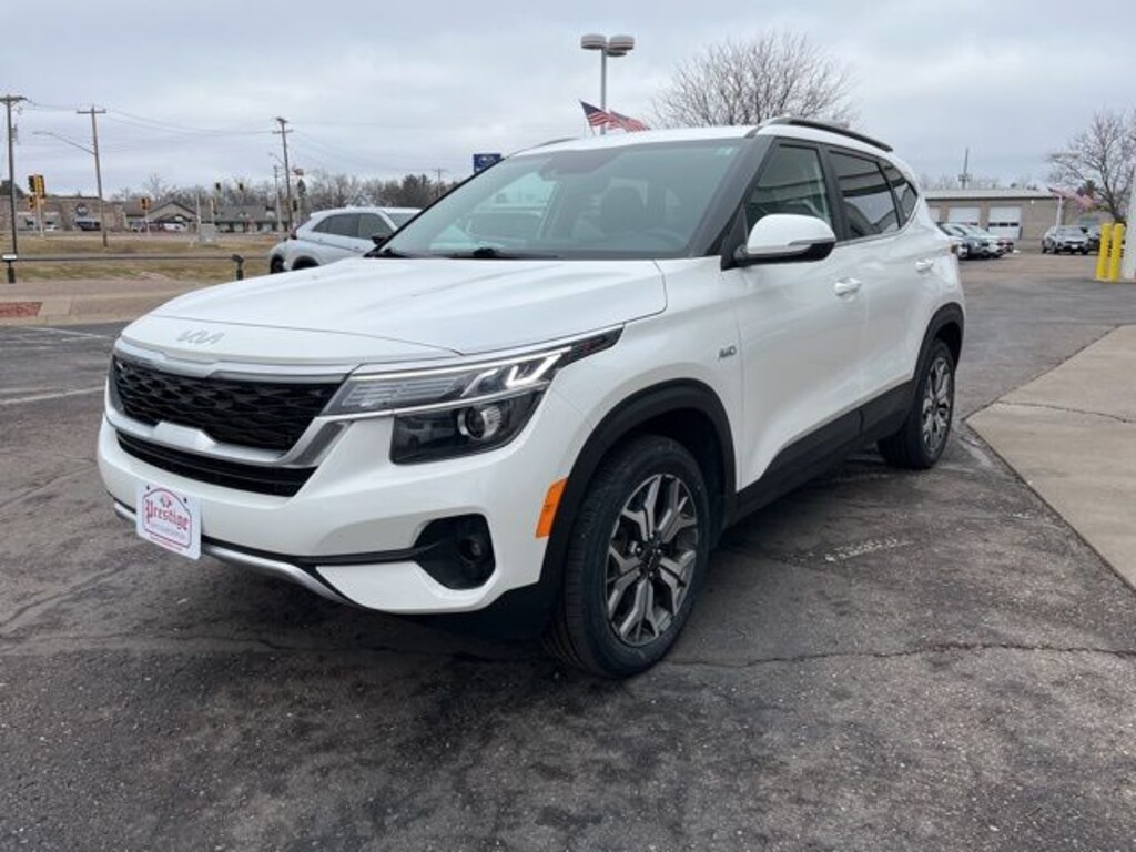 Used 2023 Kia Seltos EX SUV