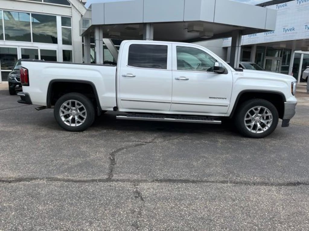 Used 2017 GMC Sierra 1500 SLT Truck Crew Cab