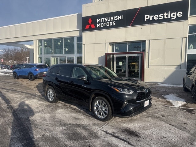 2020 Toyota Highlander Limited's photo