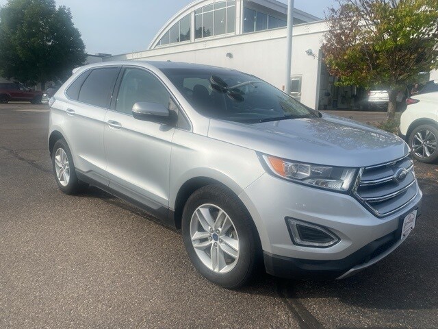 2017 Ford Edge SEL photo 2