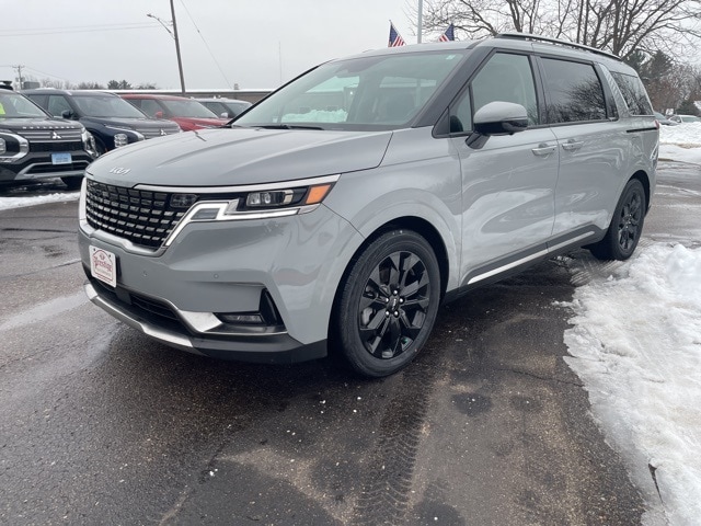 2024 Kia Carnival SX Prestige's photo